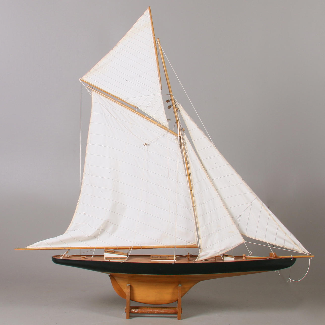 MODELLBÅT, Segelbåt, 1900-talets mitt.