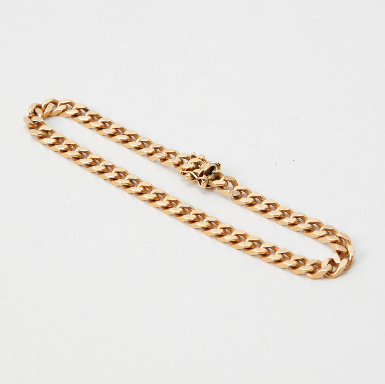 ARMLÄNK, 18k guld. Vikt ca 16,6 g.