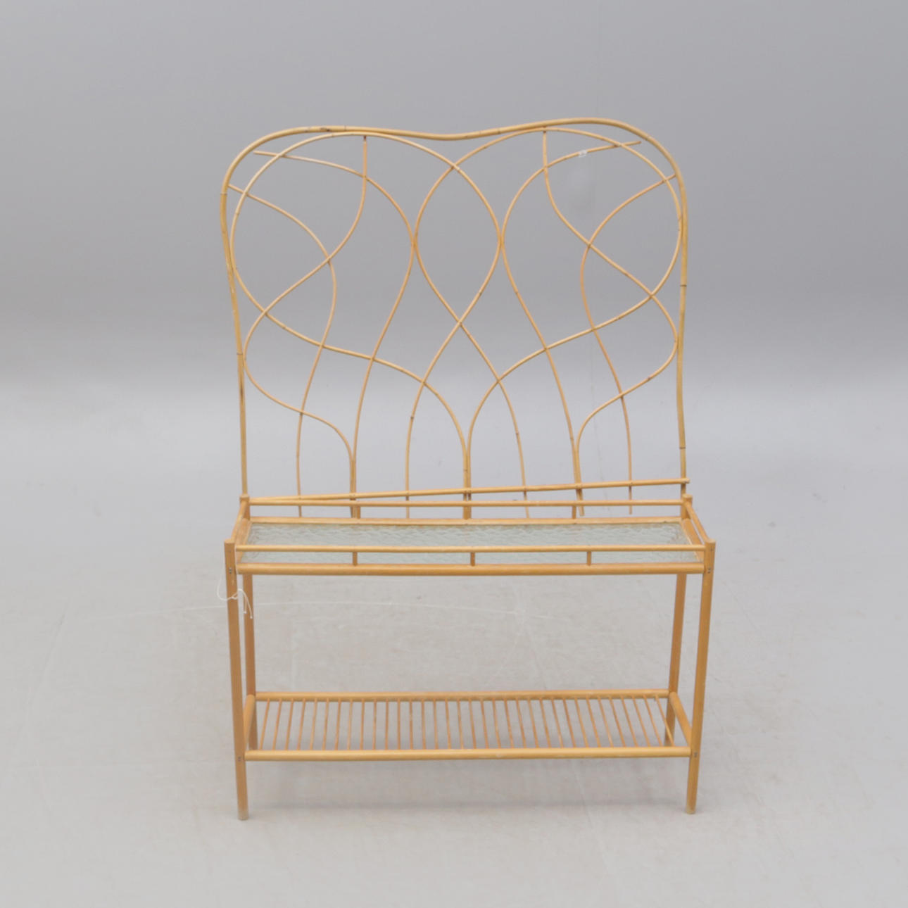 FLOWER TABLE, rattan/glass.