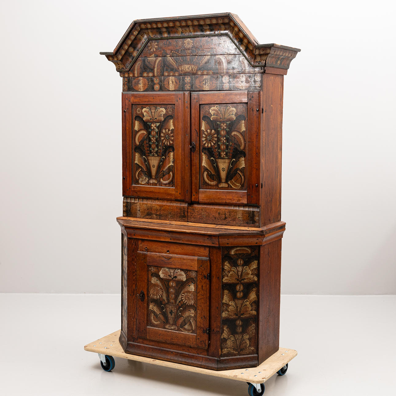 A CROWN CABINET, dalarna, dated 1806.