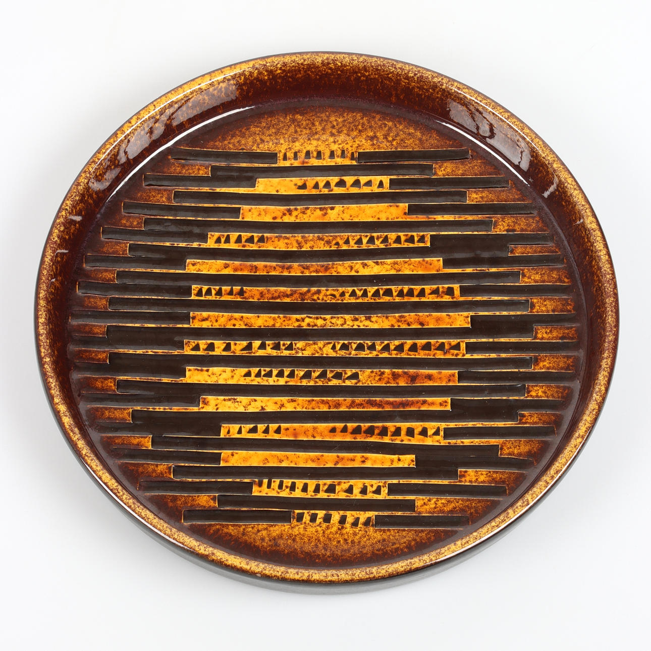 INGRID ATTERBERG. A ceramic dish, “Nevada”, Upsala-Ekeby.
