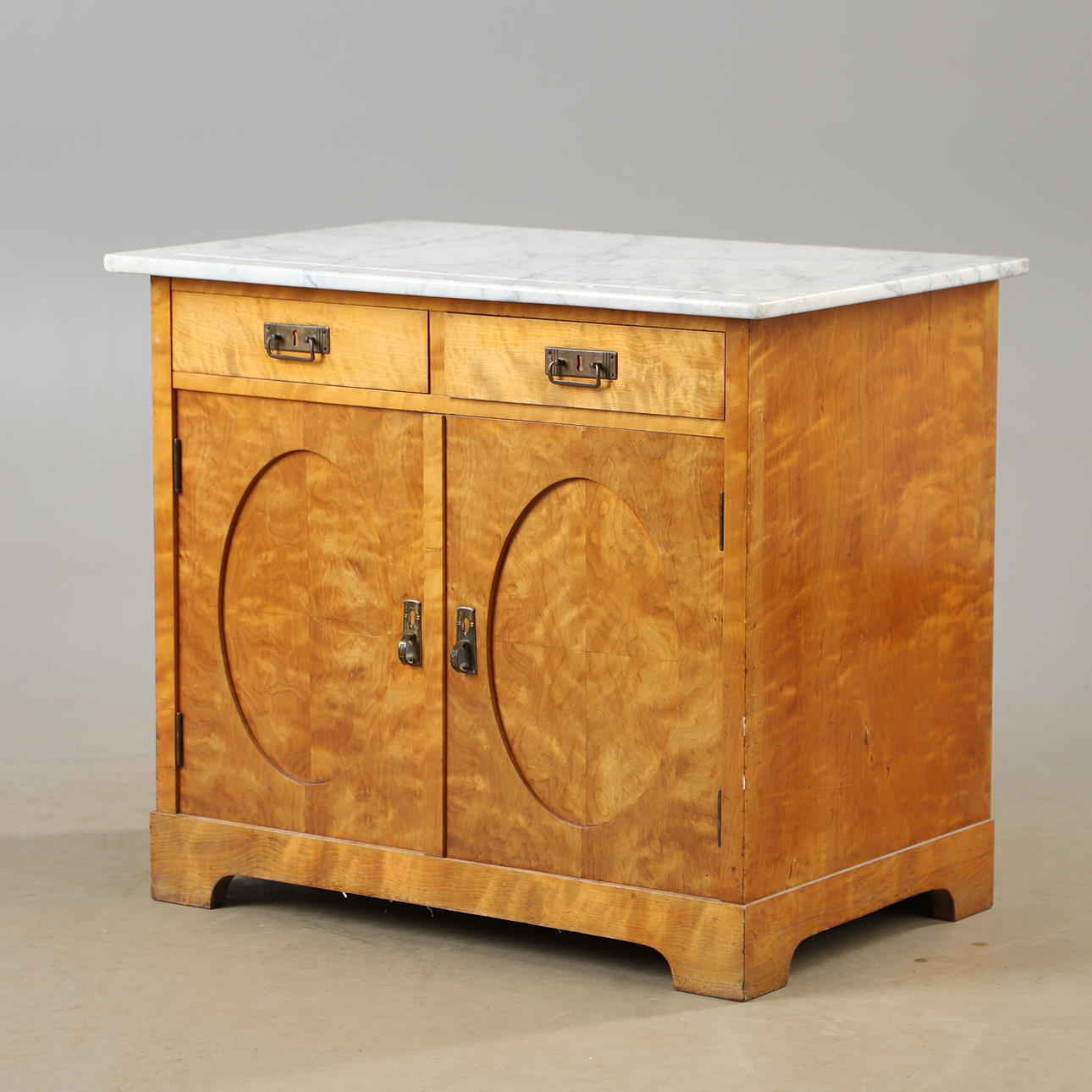 COMMOD, marmor og birk, Art Nouveau.