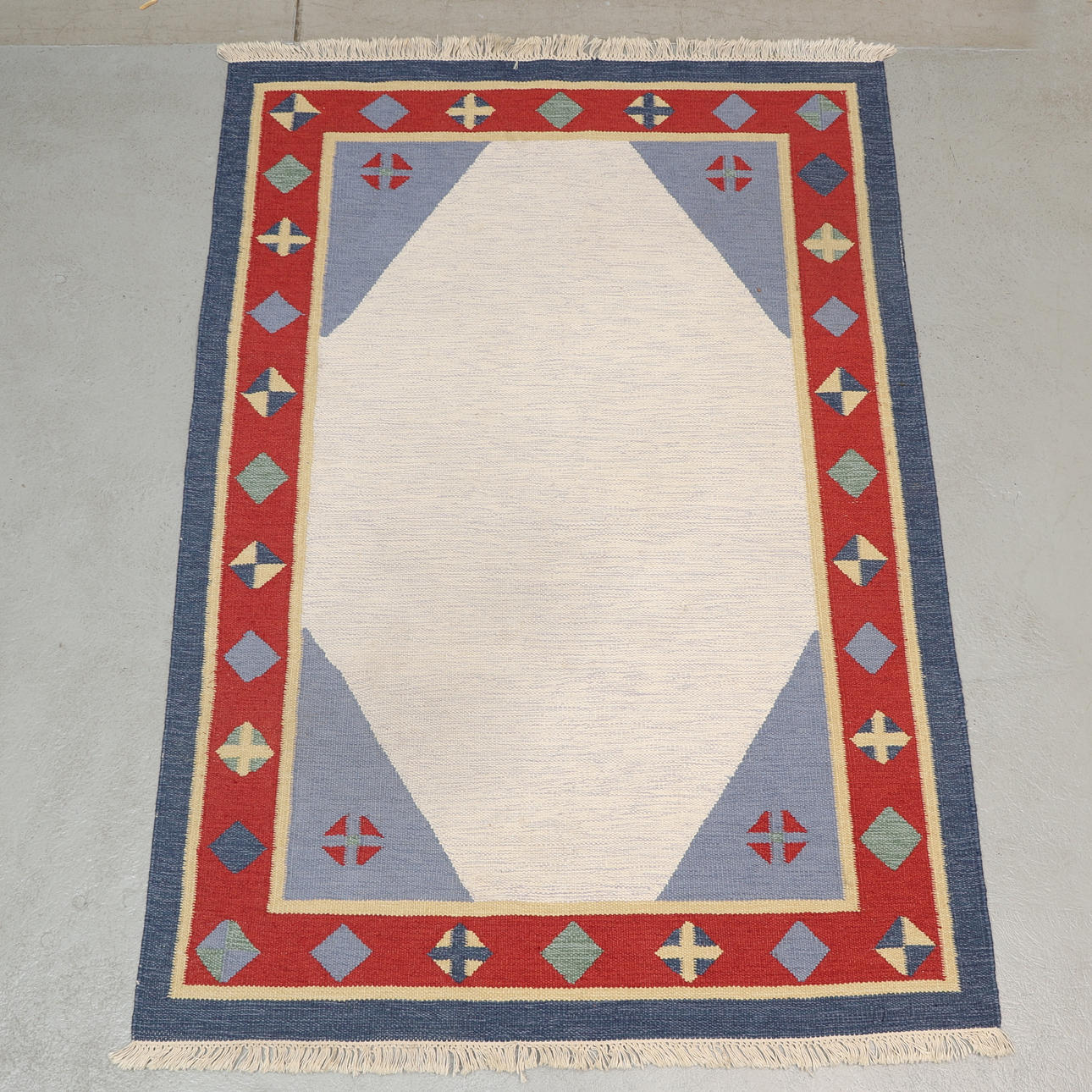 CARPET, wicker, 231x162 cm.