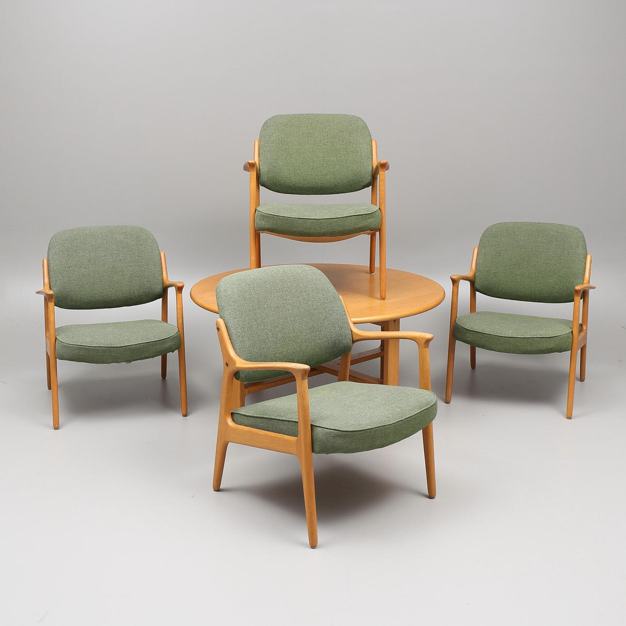 FÅTÖLJER, 4 st, "Domus", Inge Andersson för Bröderna Andersson, samt BORD, 1960-tal.