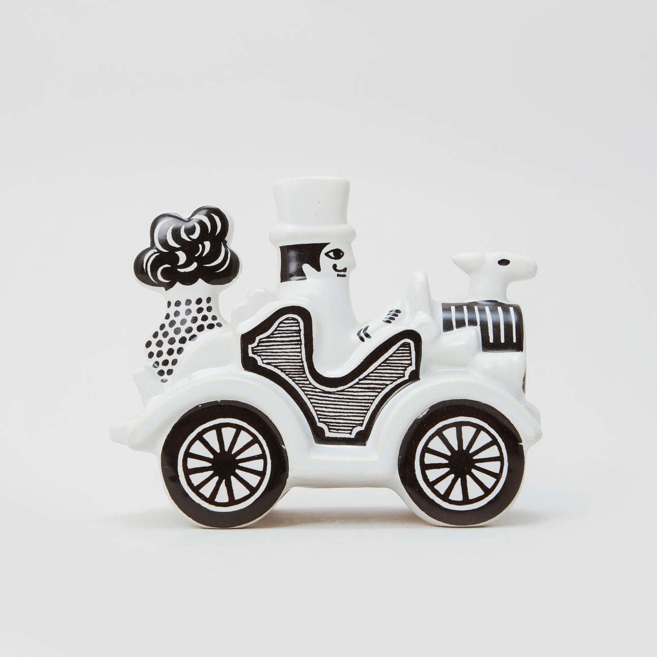 Lisa Larson ◇ Traffic Bil LISA LARSON. A stoneware figurine, “Car” from the series