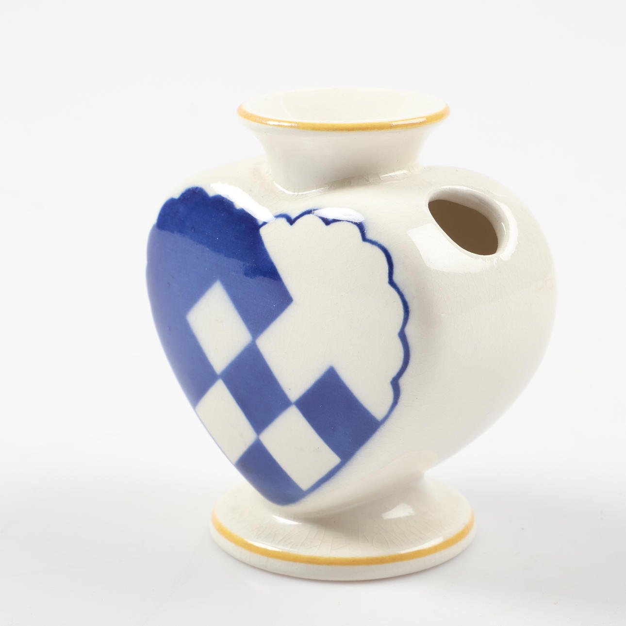 HENRIK HANSEN. Candlestick, “Juleheart”, faience, Aluminia, Denmark.