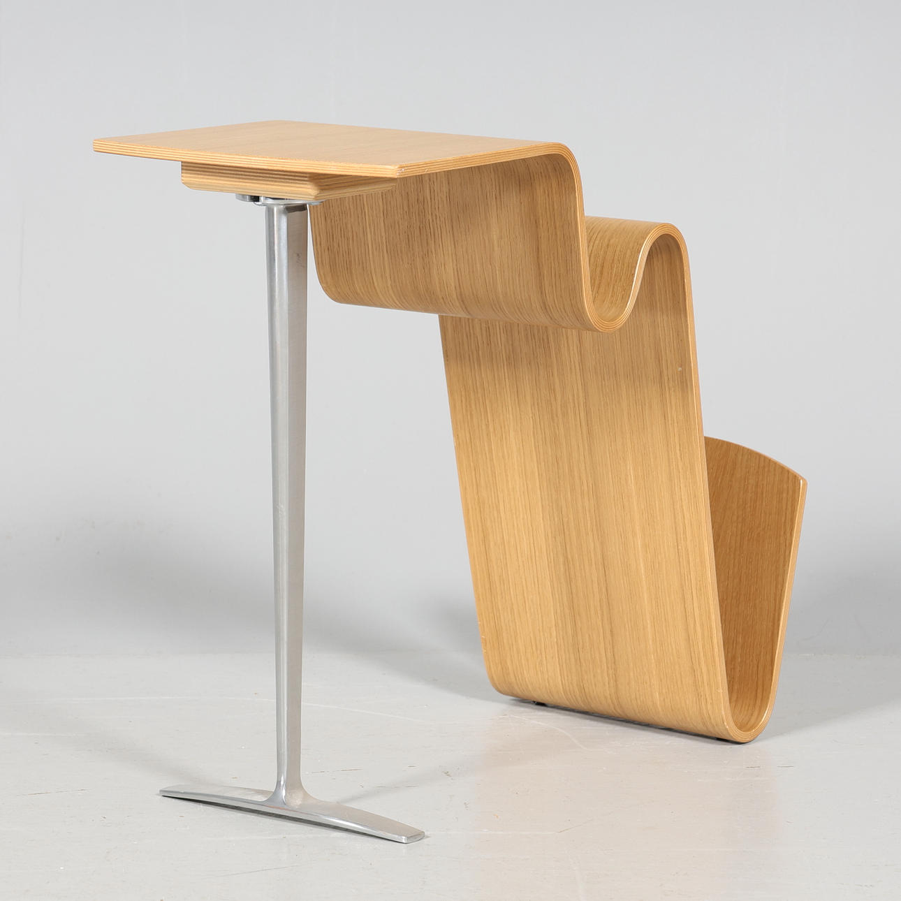 JAHN AAMODT. SIDOTABLE “Funco” Conform.