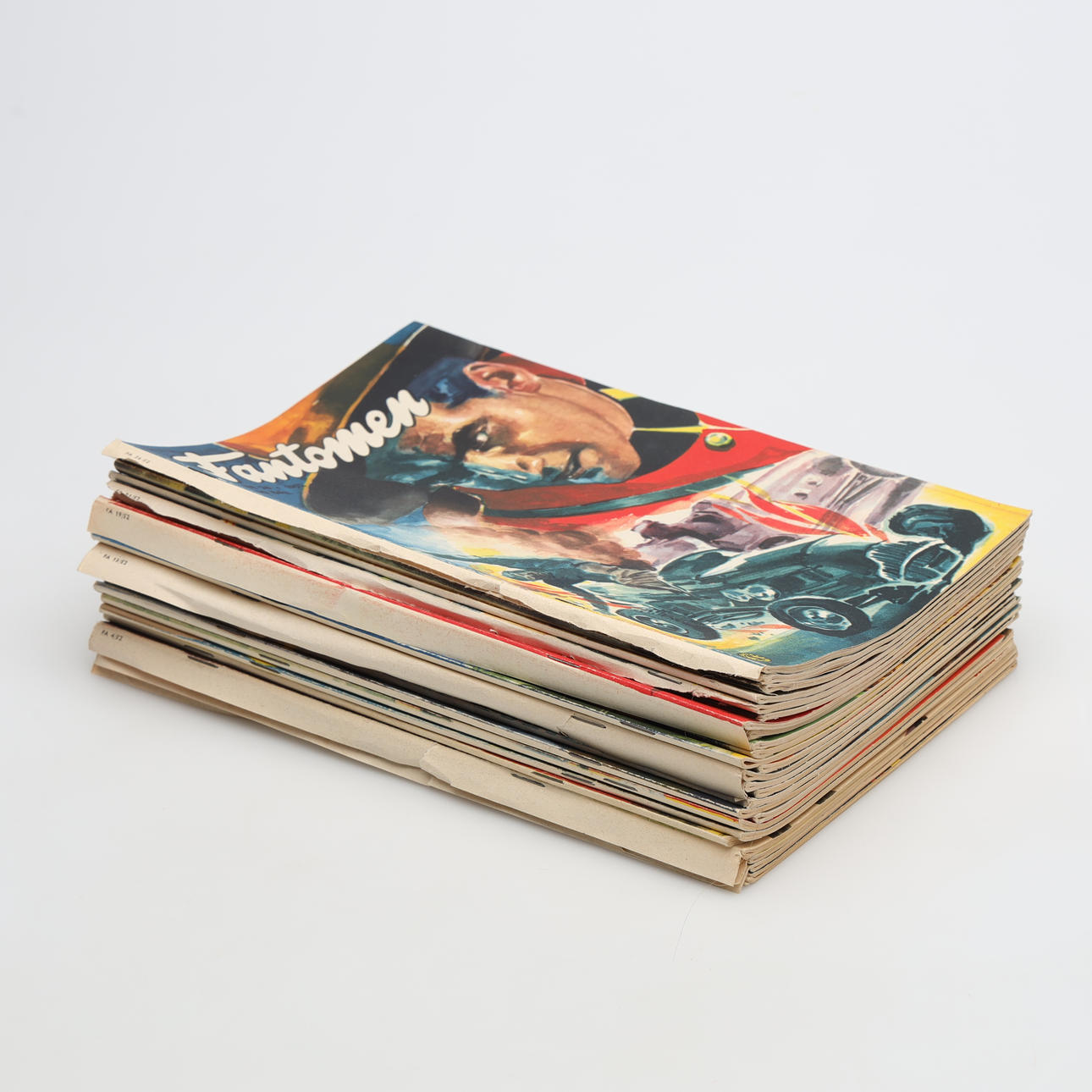 25 comic books, The Phantom, 1952.