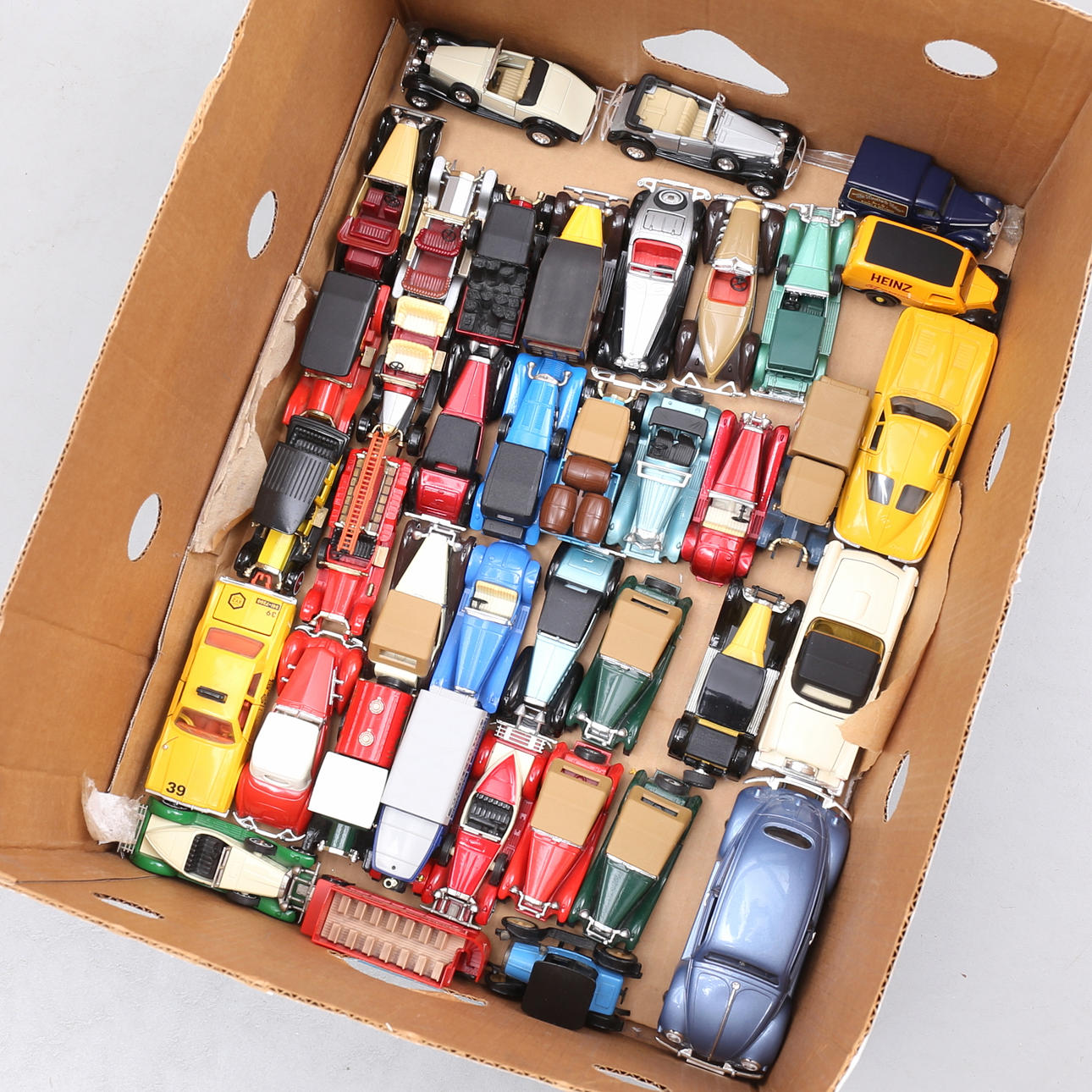 MODELBILER, 39 stk., mest „Matchbox“.