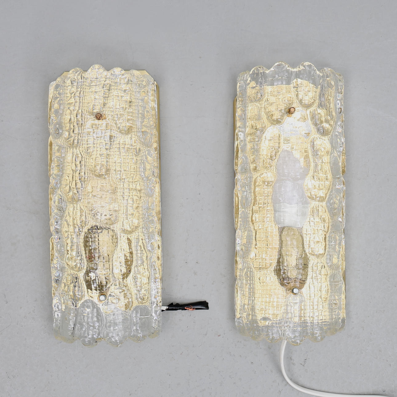 CARL FAGERLUND. Un par de apliques Orrefors.