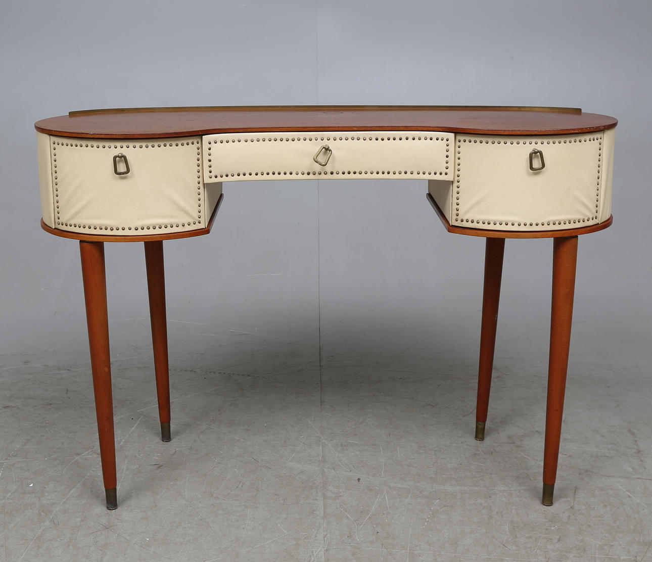 SMINKBORD, Halvdan Pettersson, Tibro, 1950-tal.