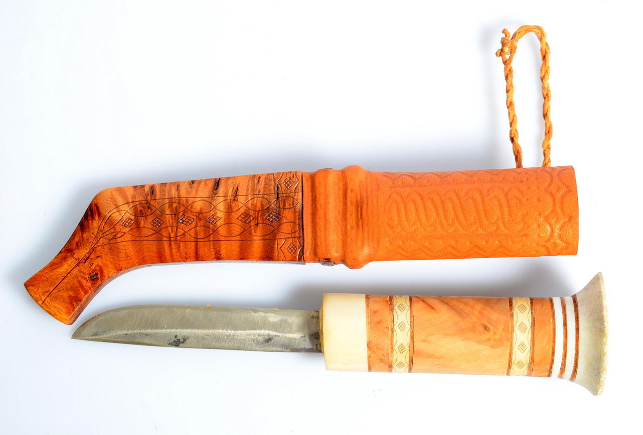 GUSTAV JAKK, PAJALA. Samekniv. 1976.