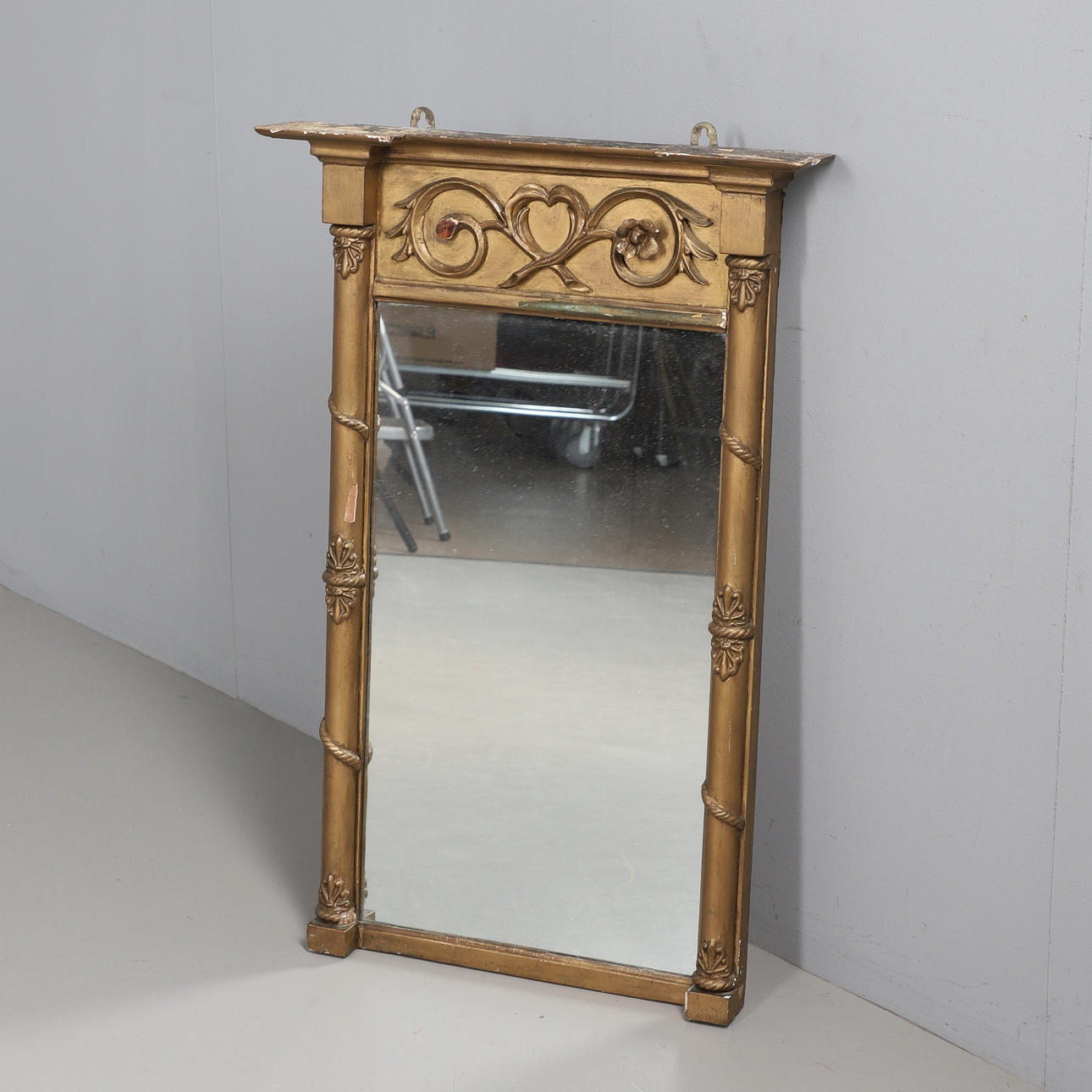 LAITURIPEILI, KULLATTU 1800-LUKU.