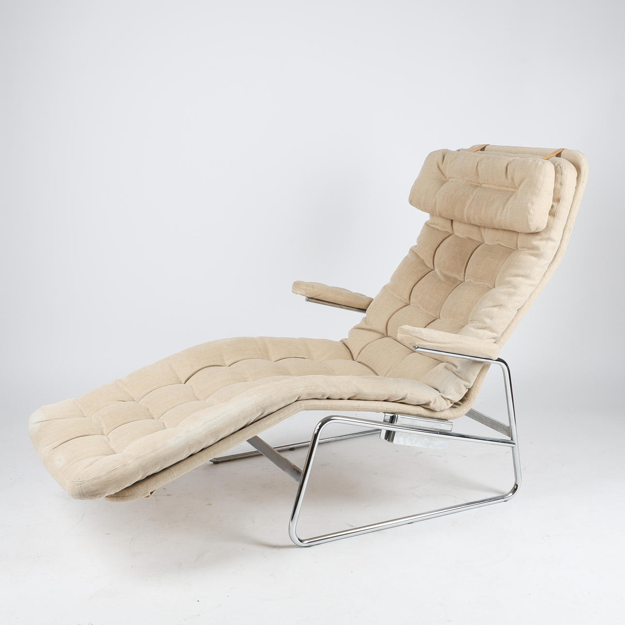 SAM LARSSON. Recliner, “Fenix”, DUX.