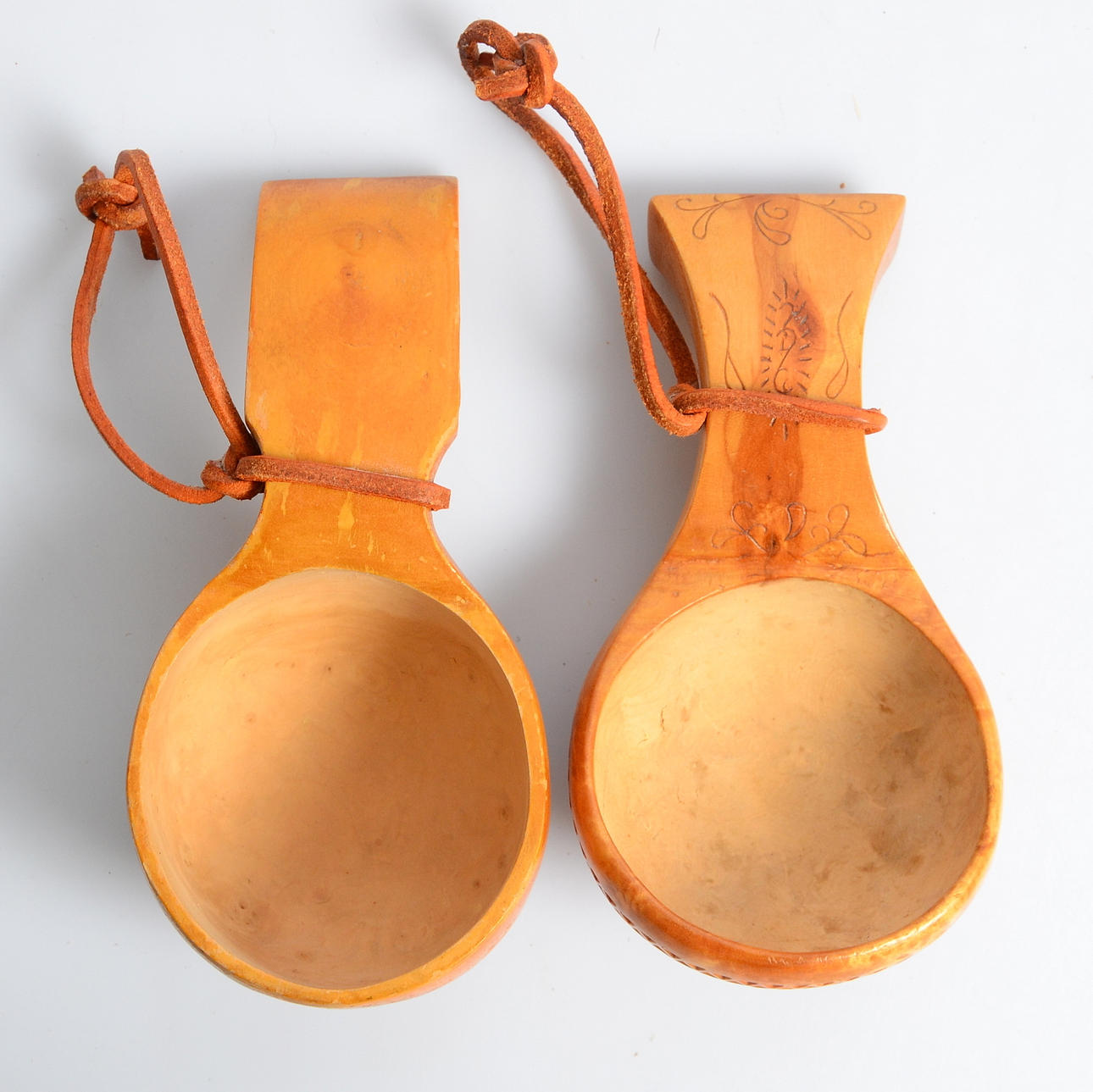 SAMEKÅSOR, 2-stycken, 1900-tal.