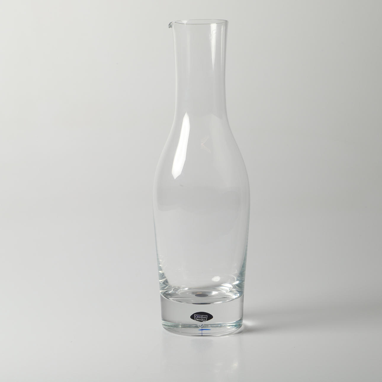 ERIKA LAGERBIELKE. Decanter, “Intermezzo”, Orrefors.