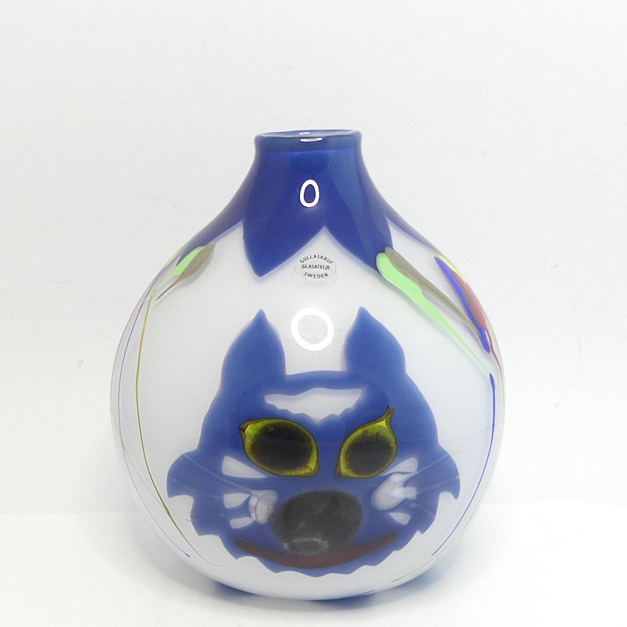 CARLOS PEBAQUE. vase, unique, Gullaskruf.