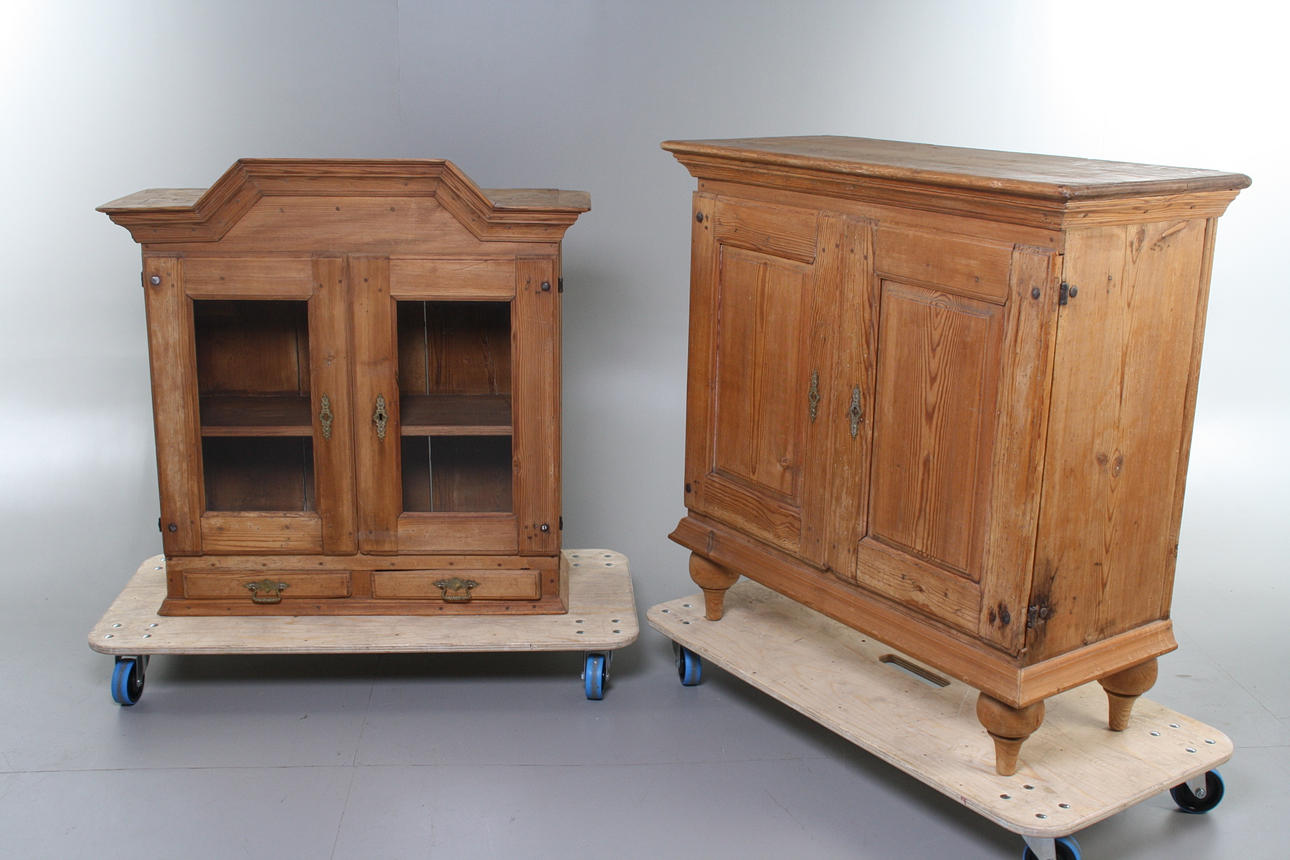 SKÄNK med ÖVERSKÅP, sengustaviansk, 1800-tal.