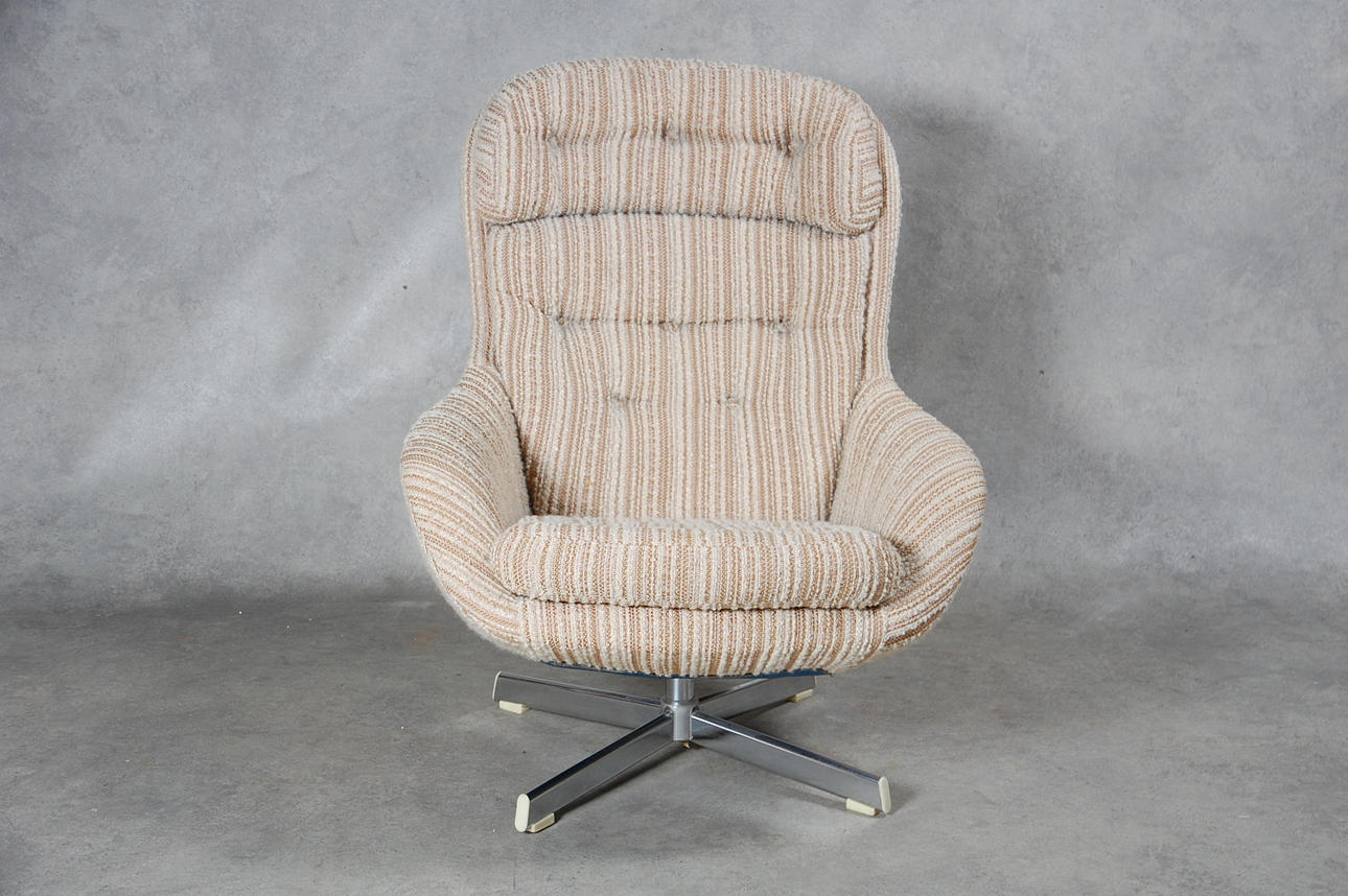 FÅTÖLJ med snurr, 1960-tal.