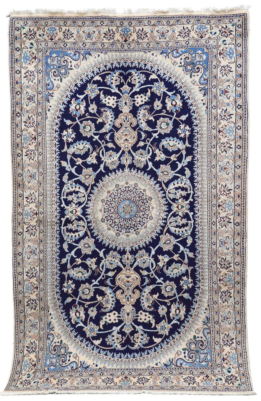MATTA, persisk, Nain med silkesinslag, (fine), 248 x 155 cm.