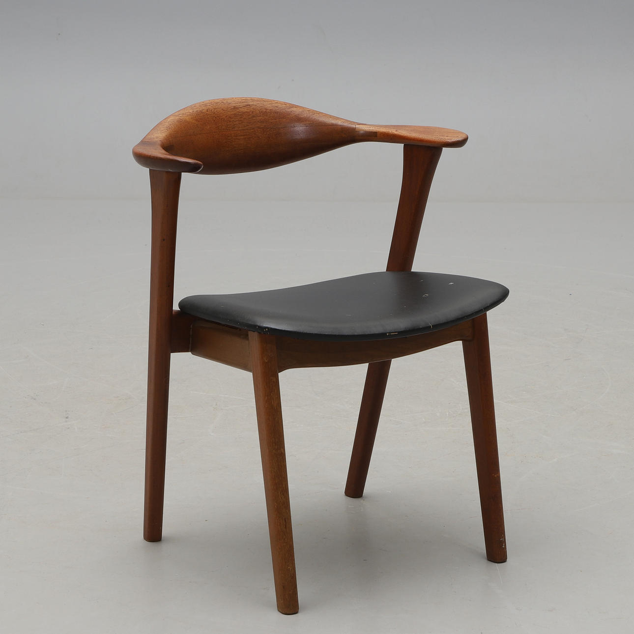 ERIK KIRKEGAARD. LÆNESTOL, Danmark, 1950'er/60'ere.