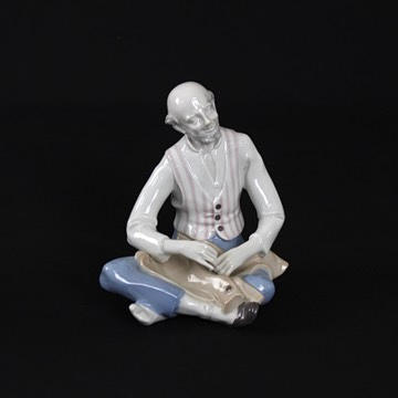 A porcelain figurine from Gräfenthal, Germany.