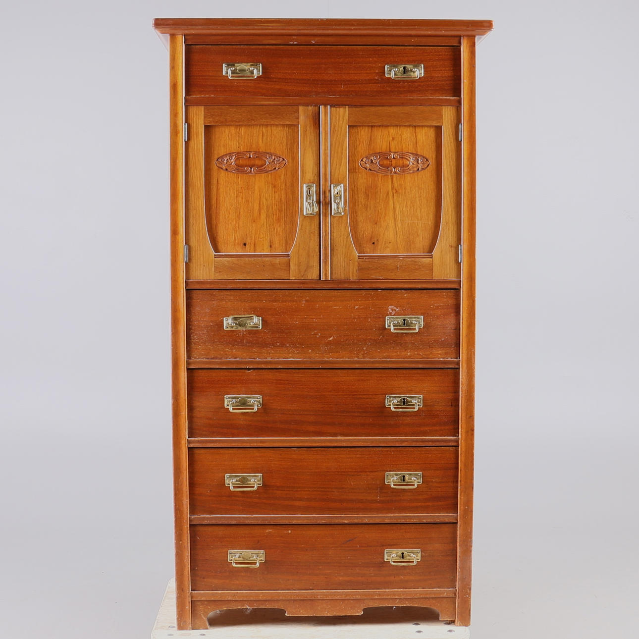 BYRÅ, mahogny, jugend, tidigt 1900-tal.