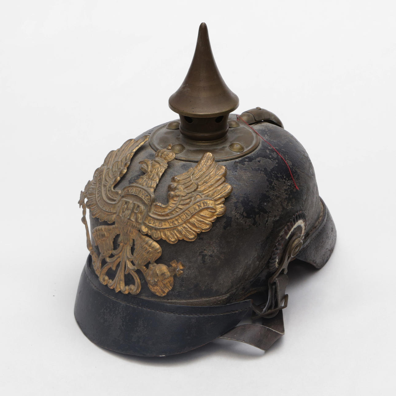 PICKELHUVA/KASK, läder/metall, Preussen.