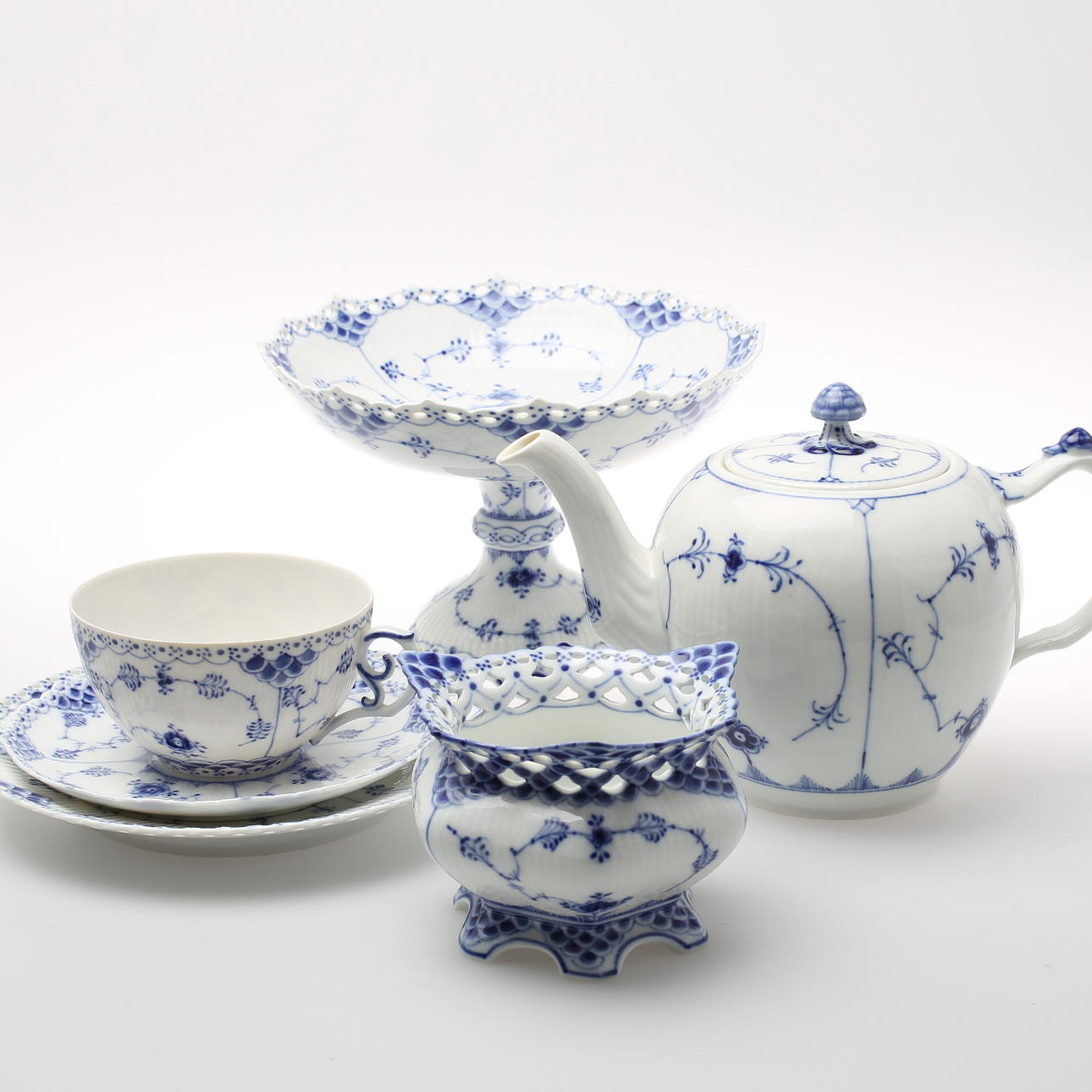 TESERVIS, 15 delar, Musselmalet, Royal Copenhagen .