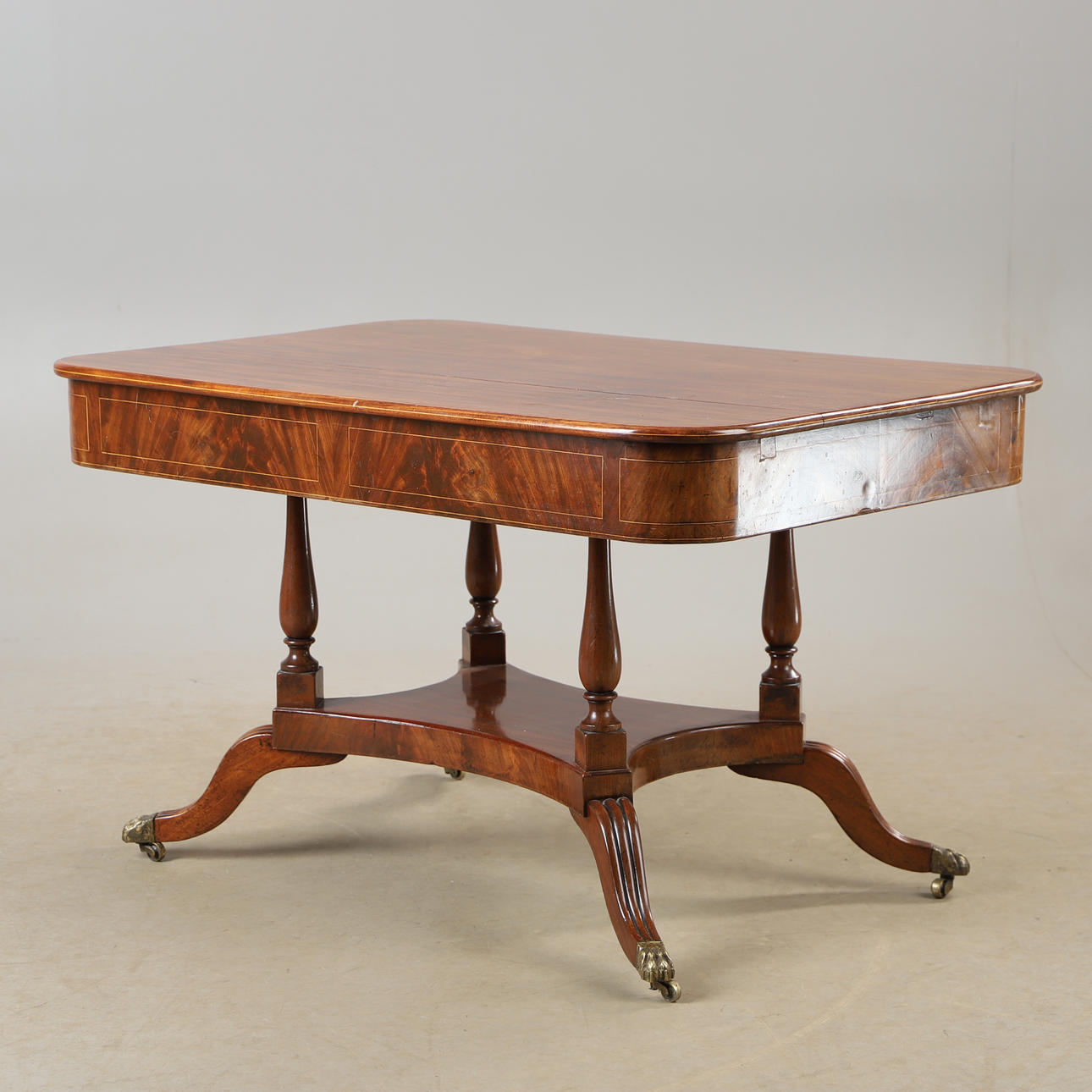 SALONGSBORD, mahogny, engelsk stil.