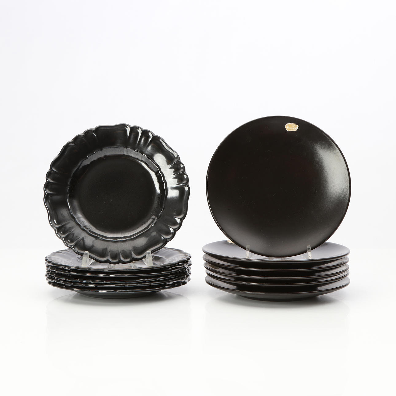 12 ANNOSTA, UPSALA EKEBY JA GEFLE.