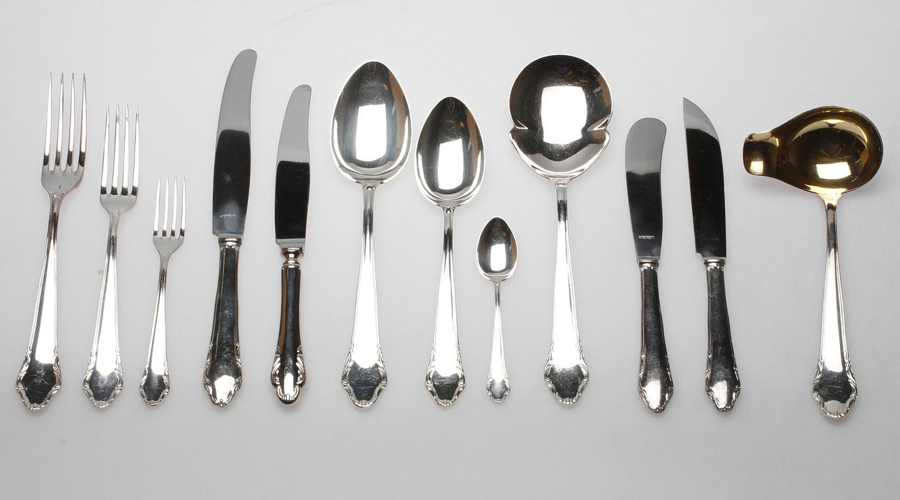 BESTICK, 71 delar, nysilver, "Leckö", 1900-tal.