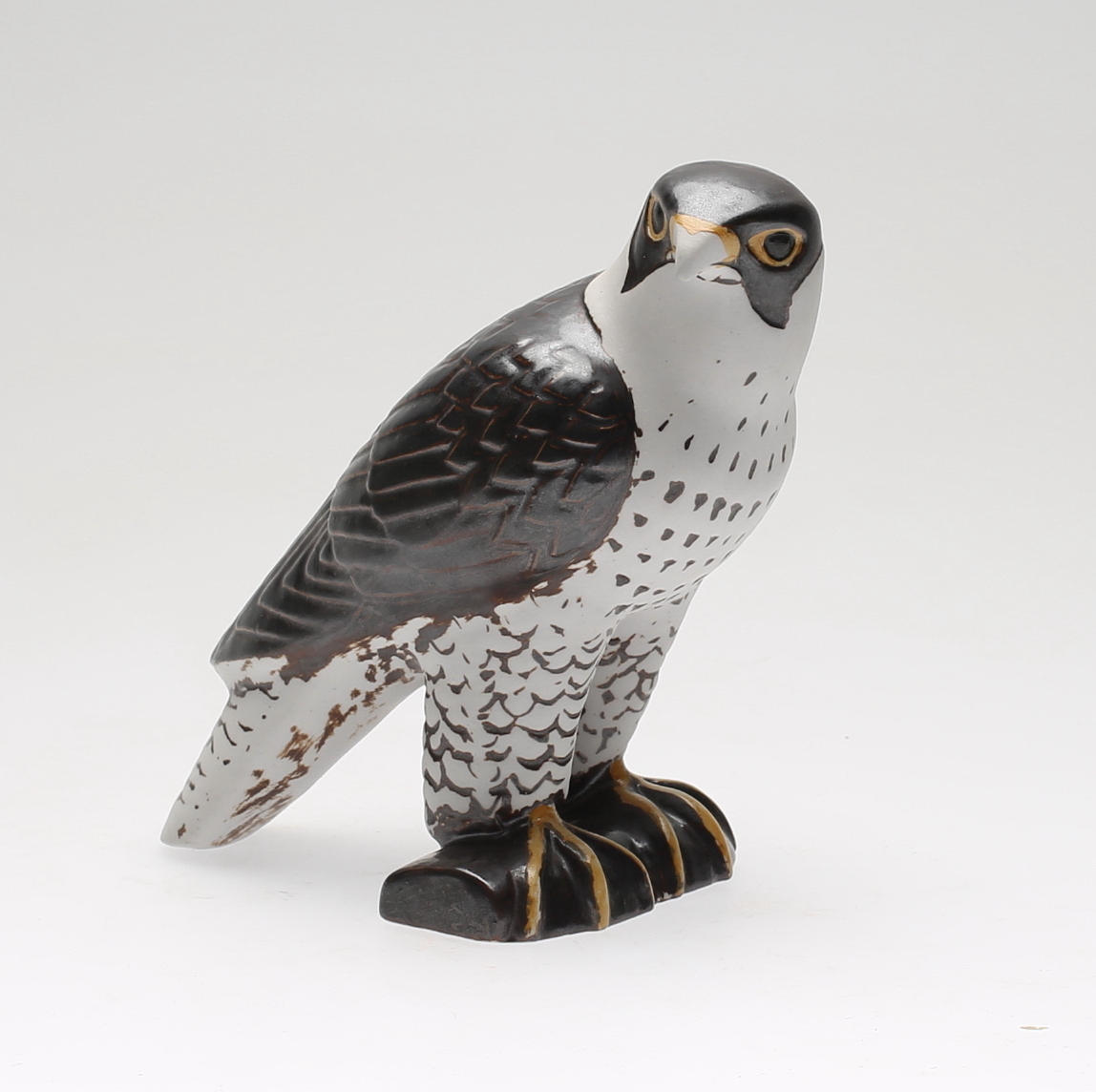 FIGURIN, Stengods, "Pilgrimsfalk" ur serien Utrotningshotade Djur, Gustavsberg.