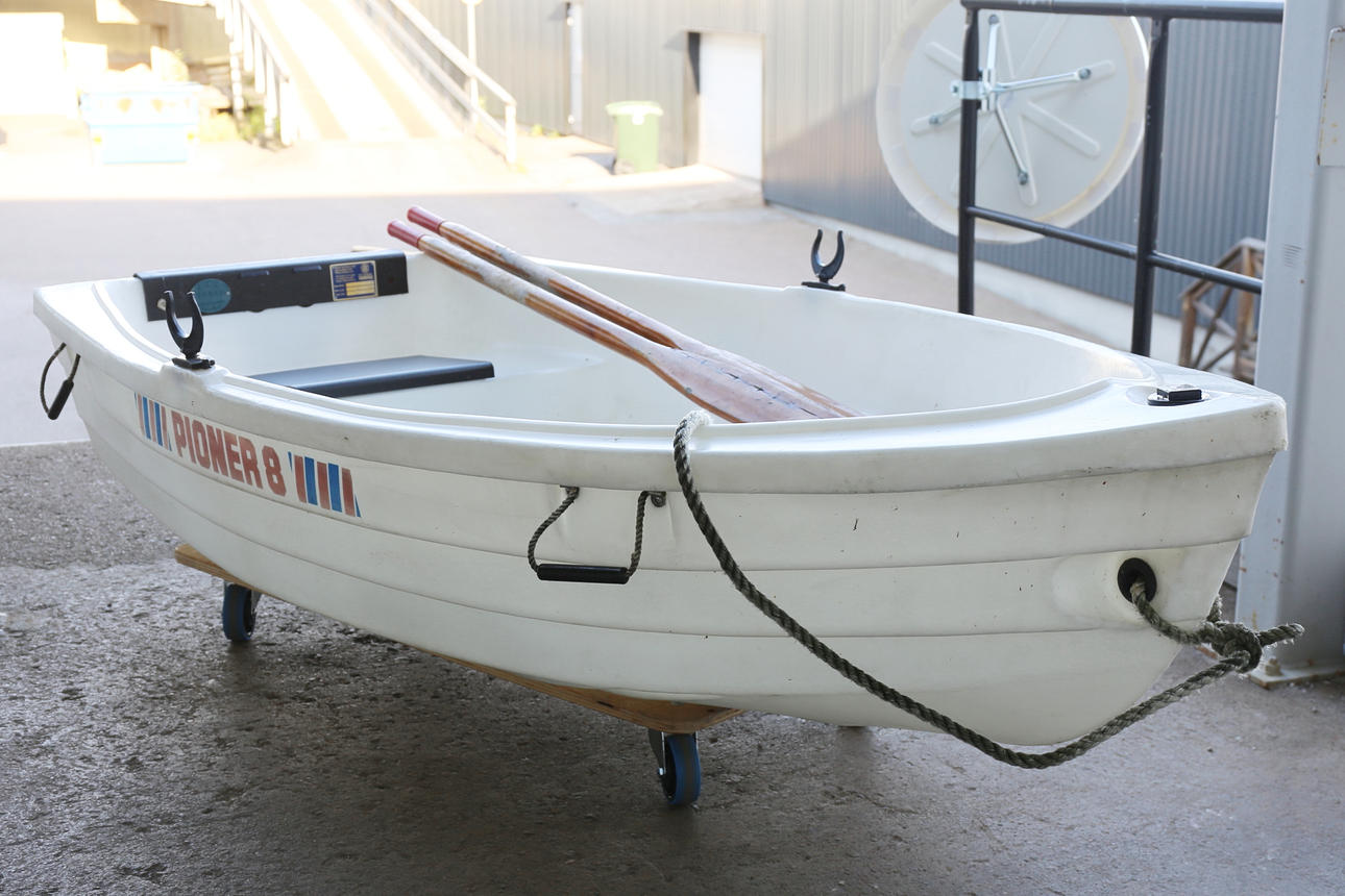 BOOT, Beiboot „Pioner 8".