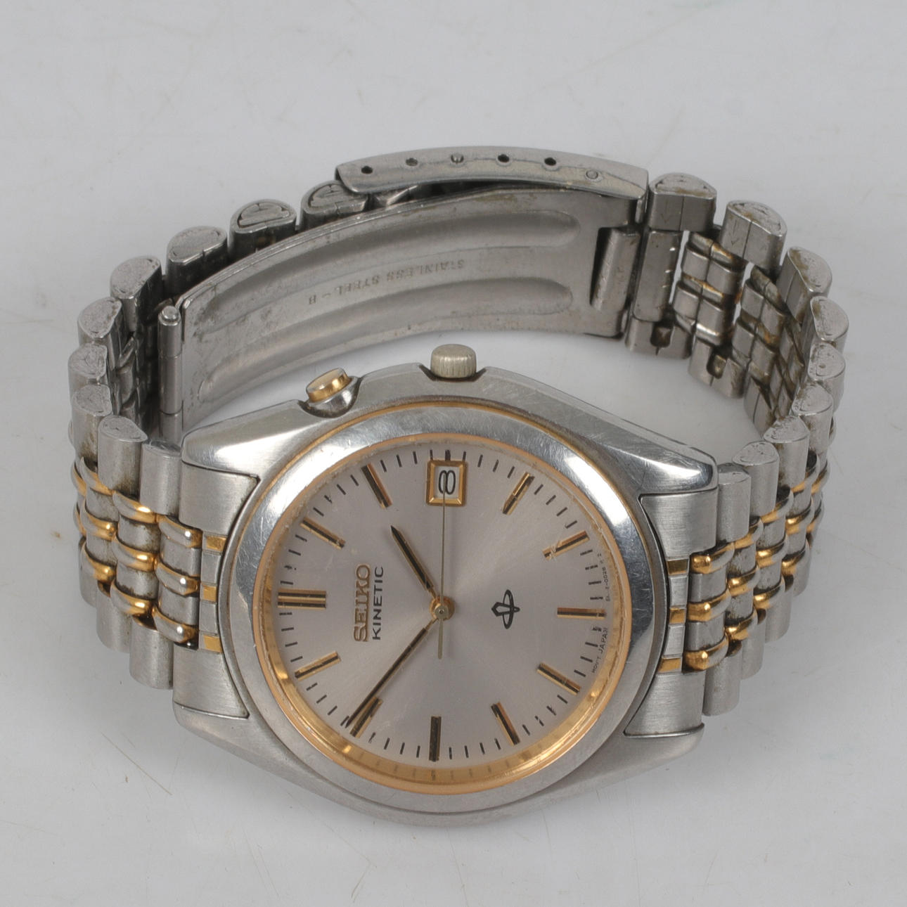 WRISTWATCH, Kinetic, SEIKO, with date.