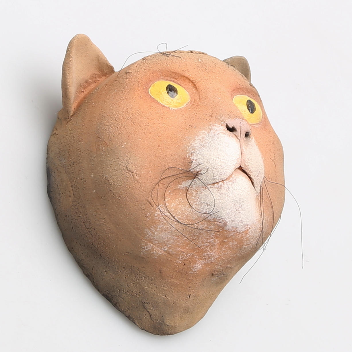 JOHAN THUNELL. Kattansikte, lergods, signerad Thunell.