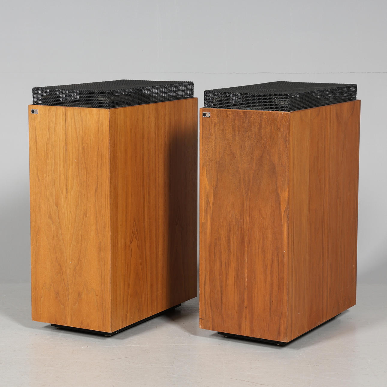 SPEAKERS, 1 pair, model “OA-2", Sonab.