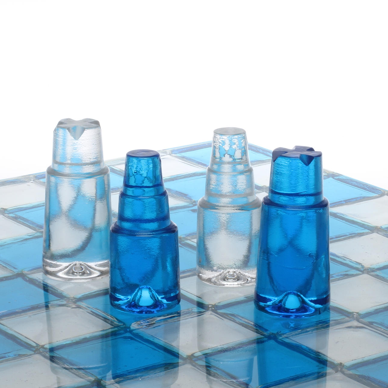 SCHACKSPEL, glas, Kristina Kuylenstierna för Lindshammar KRISTINA KUYLENSTIERNA.