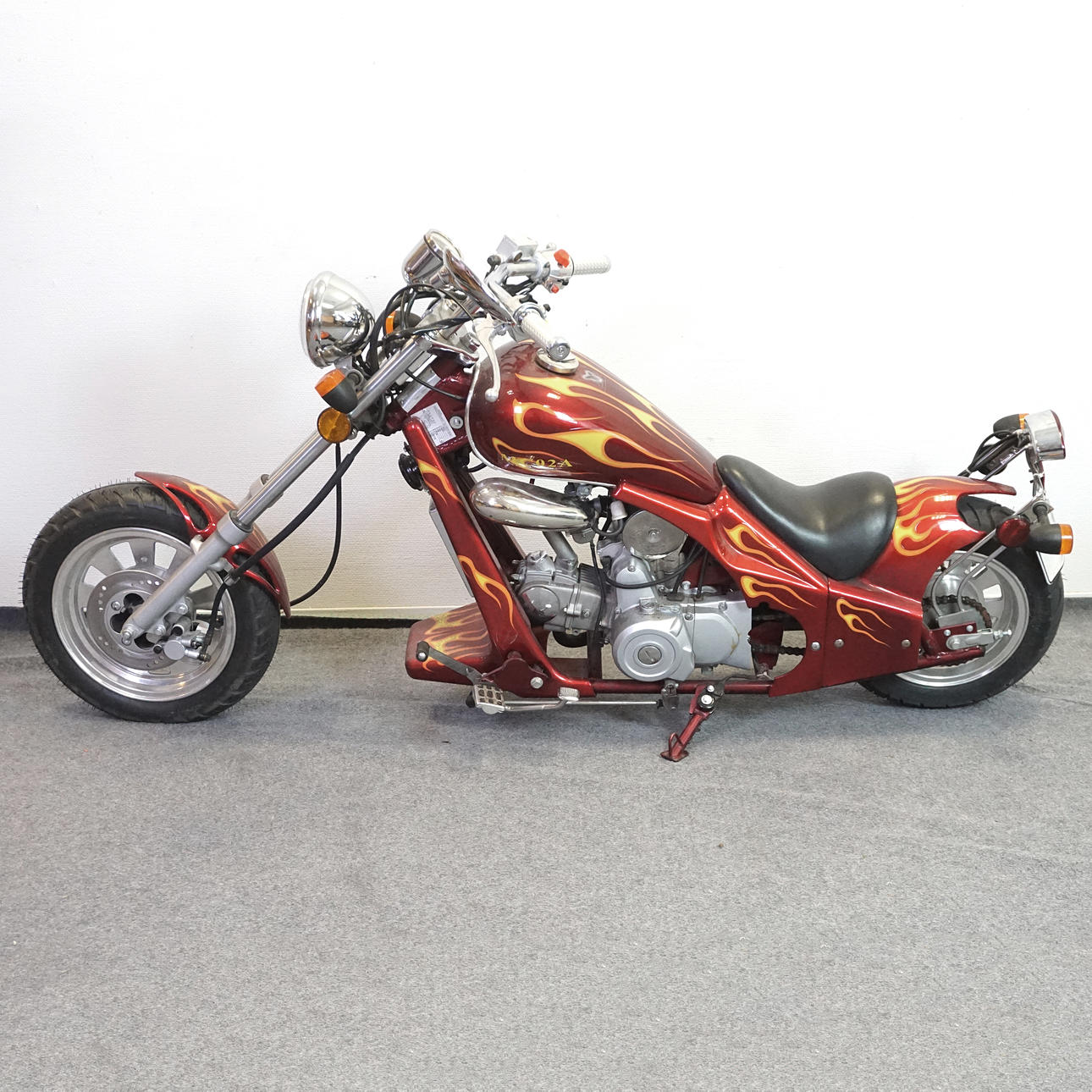 MOPED, Sinski MC02a, 50cc, model year 2009.