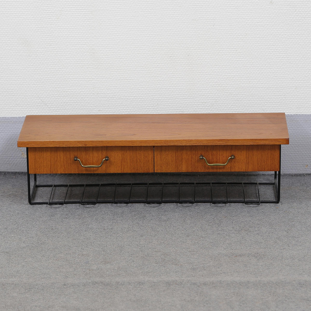 WALL SHELF WITH DRAWERS, TEAK, 1960S.