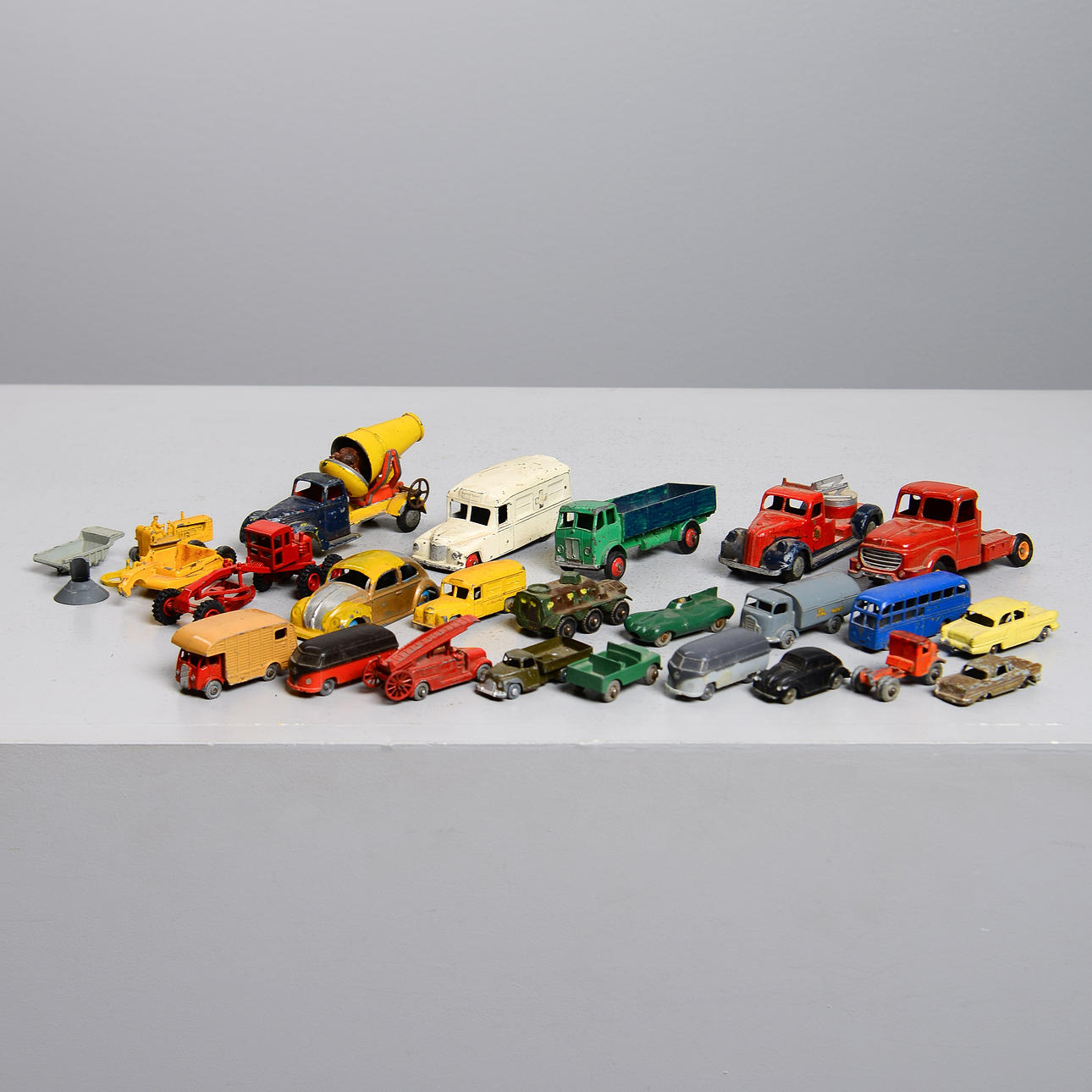 Voitures à restaurer JRD Total tracteur & remorque, Dinky Toy Solido