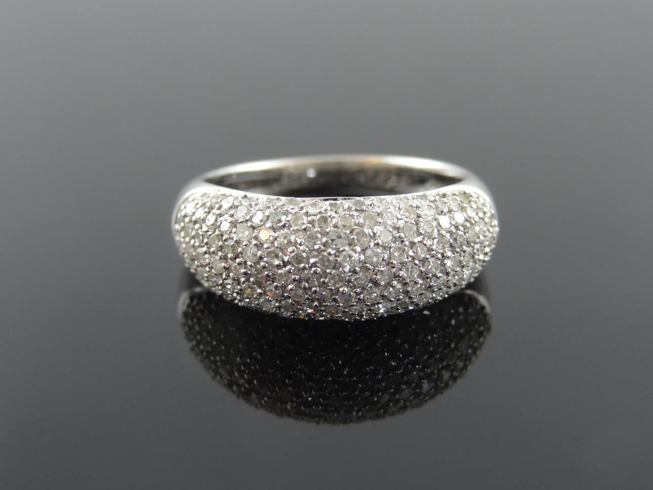 KUPOLDESIGN DIAMANTRING 1,08 CARAT 14K GULD.