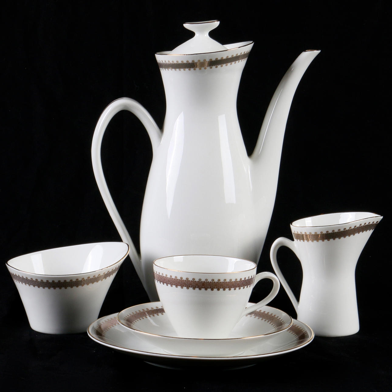 KAFFESERVIS, porslin, 39 delar, "Elegance", Rörstrand, 1900-tal.