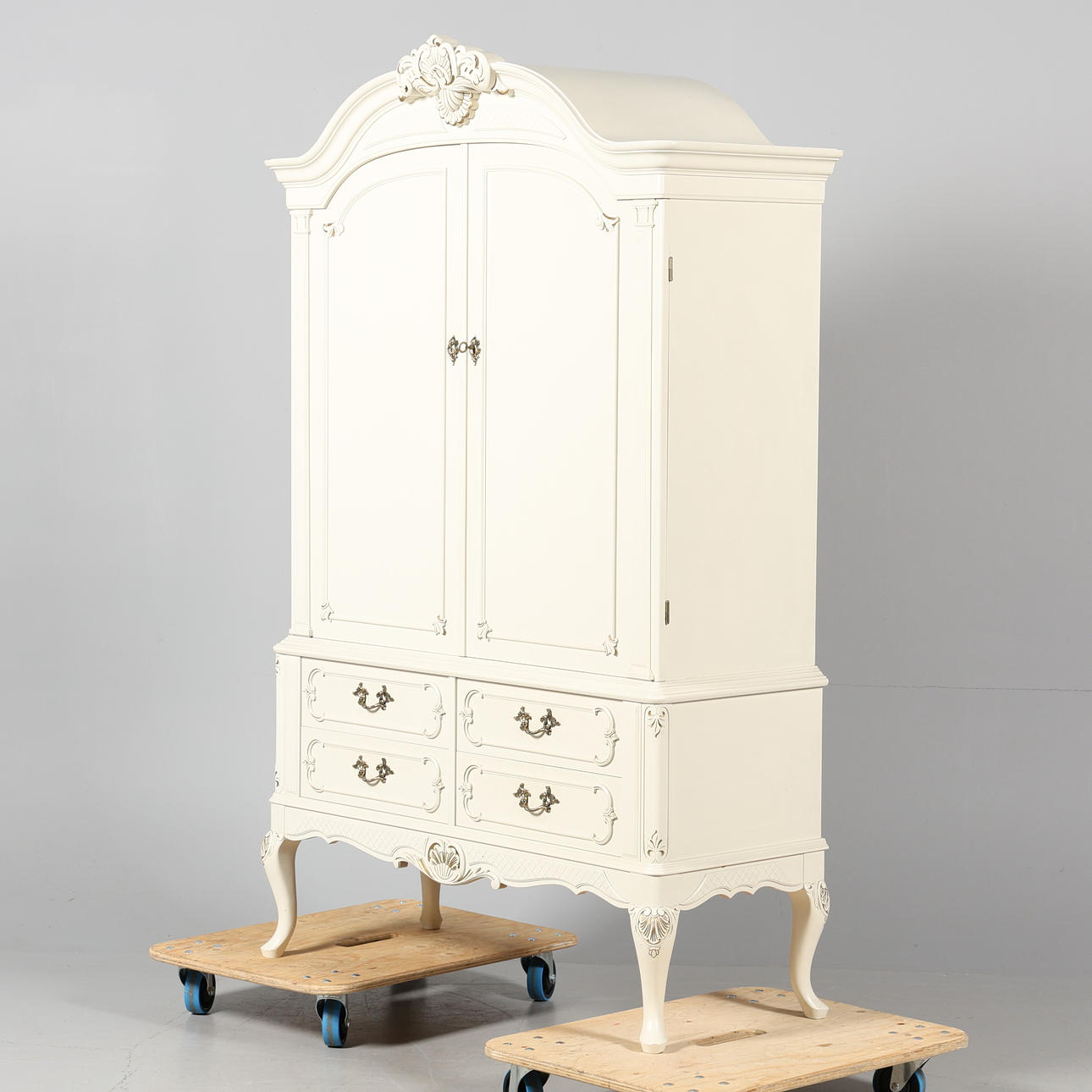 DINING CABINET, Bondrococo style.