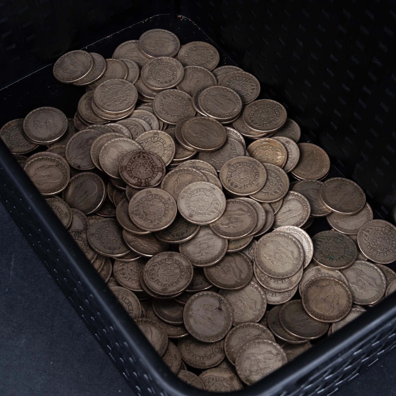 COINS. Sweden Silver, 1,517 kg.