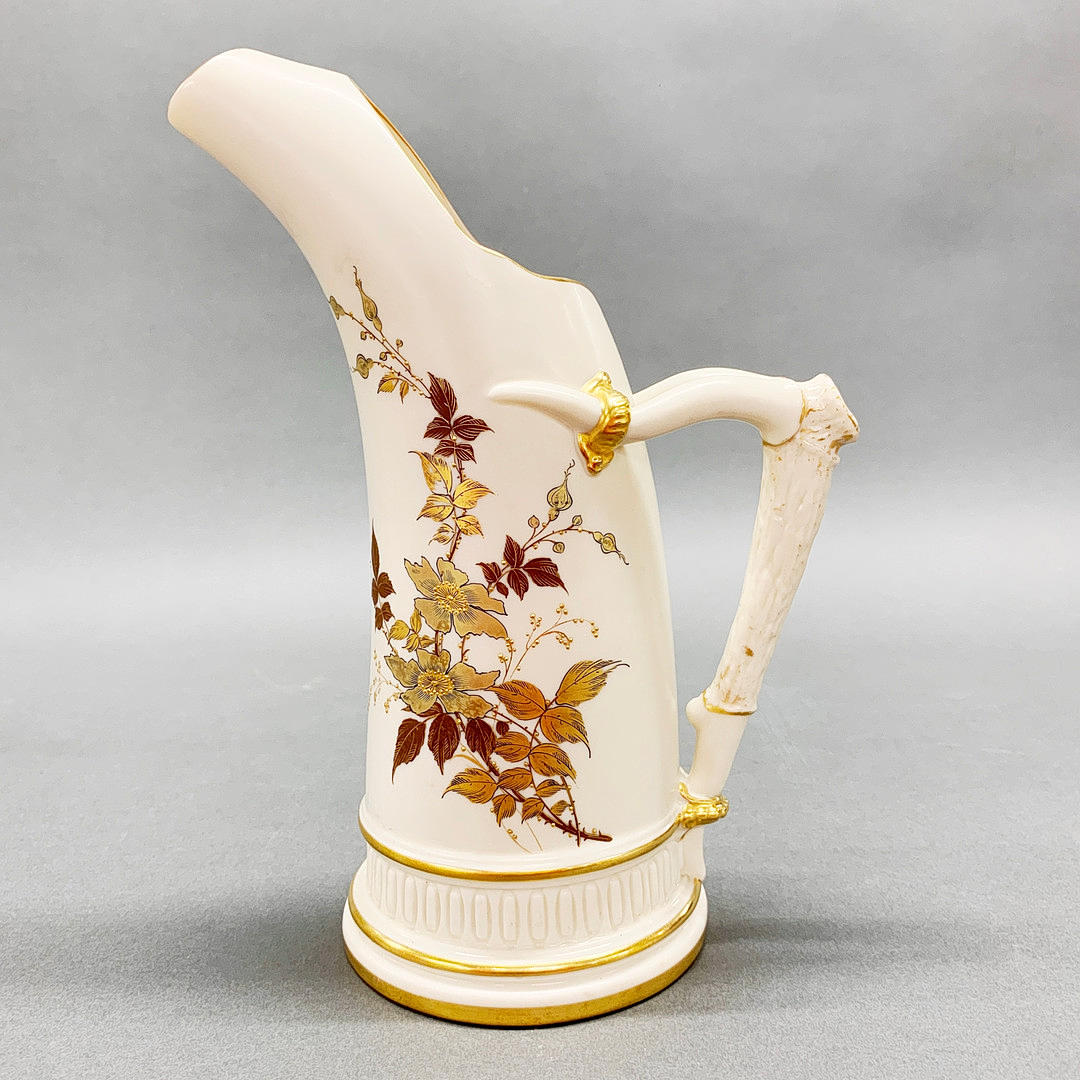 ROYAL WORCESTER GILT CREAMWARE JUG.