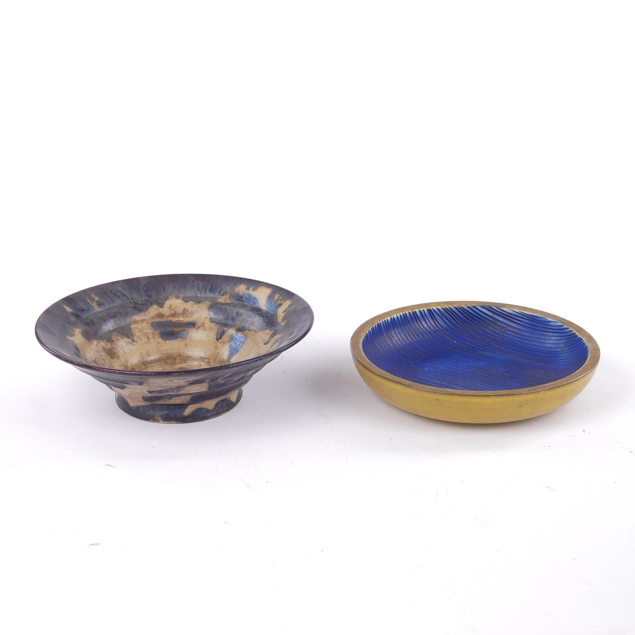 2 plates, sheet Mari Simmulson Upsala Ekeby.