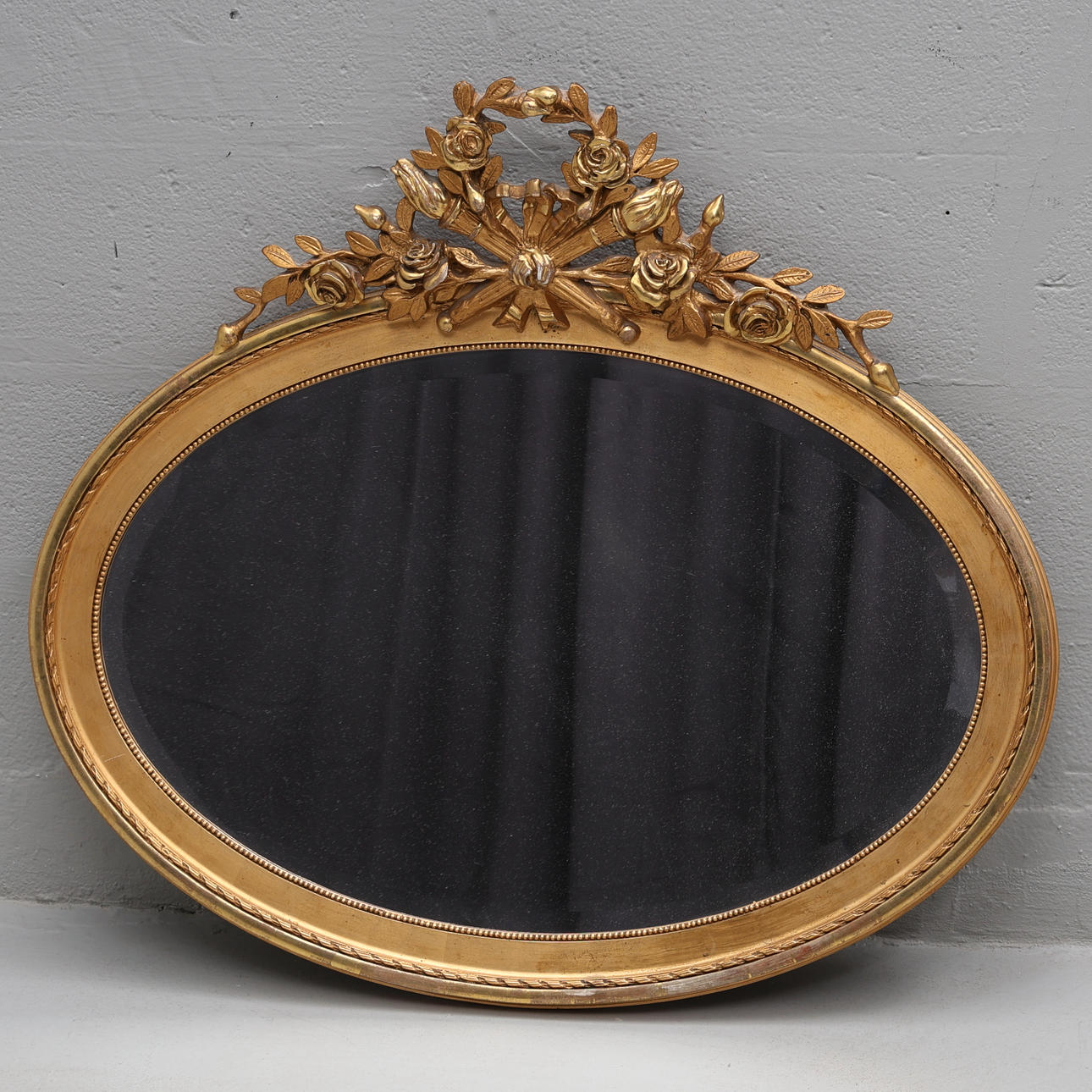 MIRROR. Gustavian style.