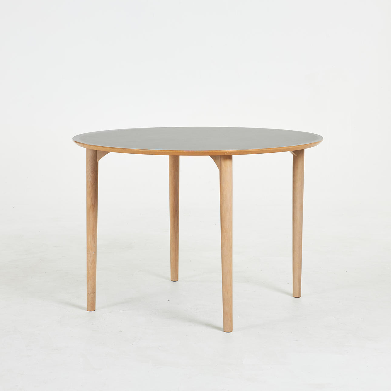 DINING TABLE, model “Flex”, Hans K, soaped legs in oak, laminated board.