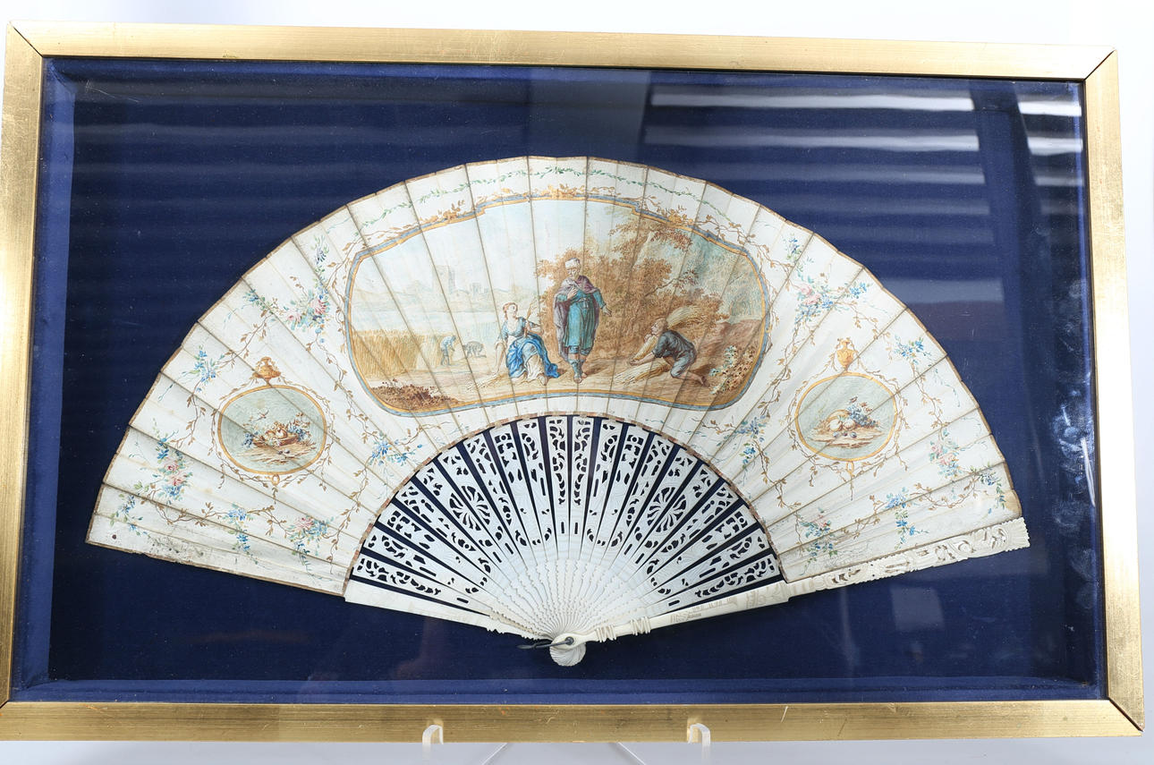 OIDENTIFIERAD KONSTNÄR. Solfjäder, handmålad, 1700-1800-tal.